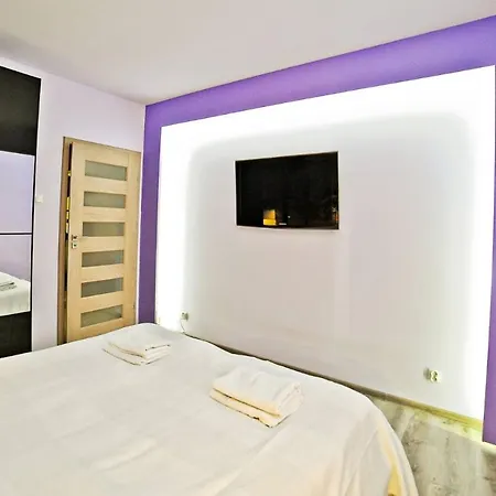 شقة Grand - Malibu - Located 5 Minutes From The Sea سوبوت